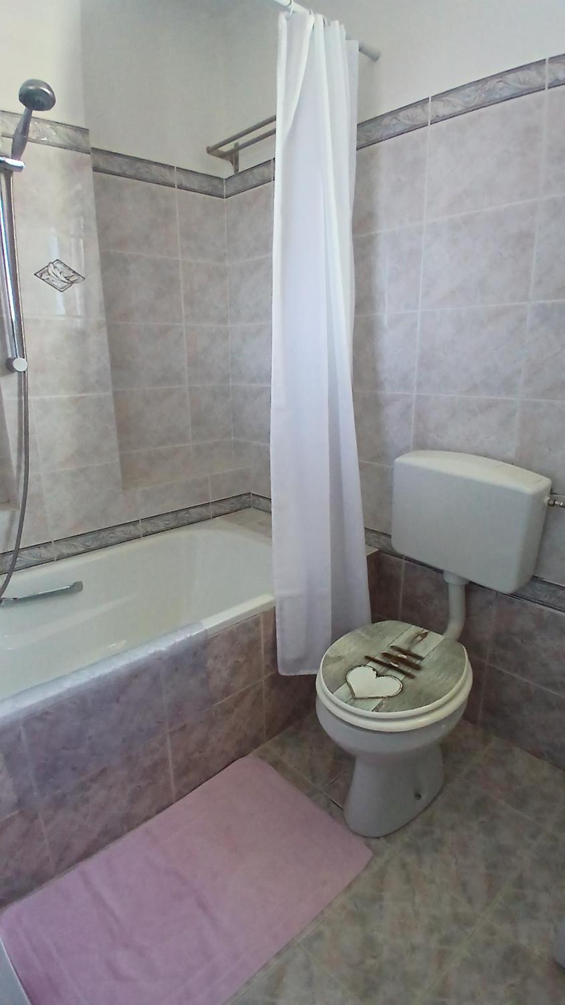 Apartma Edi Apartman *